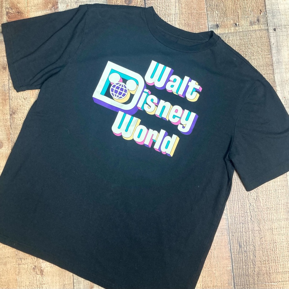 Walt Disney World Retro 3D Logo Black Graphic T-Shirt Large Disney Parks